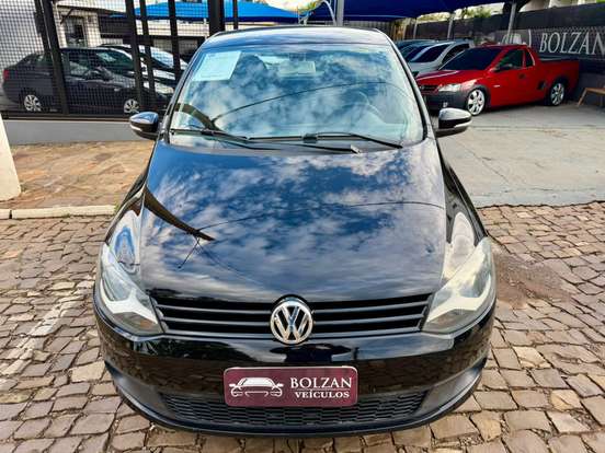 VOLKSWAGEN-FOX-1.0 MI TREND 8V FLEX 4P MANUAL VOLKSWAGEN-FOX-2010