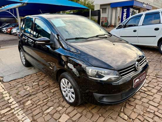 VOLKSWAGEN-FOX-1.0 MI TREND 8V FLEX 4P MANUAL VOLKSWAGEN-FOX-2010