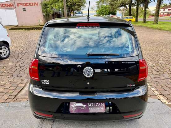 VOLKSWAGEN-FOX-1.0 MI TREND 8V FLEX 4P MANUAL VOLKSWAGEN-FOX-2010