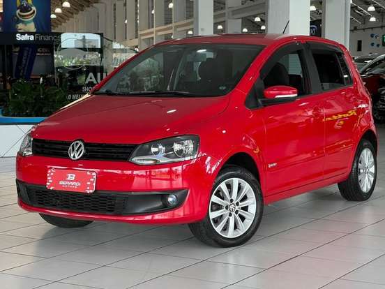 VOLKSWAGEN-FOX-2013