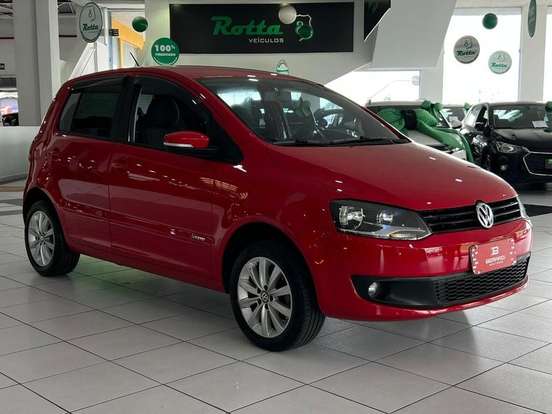 VOLKSWAGEN-FOX-1.0 MI TREND 8V FLEX 4P MANUAL VOLKSWAGEN-FOX-2013