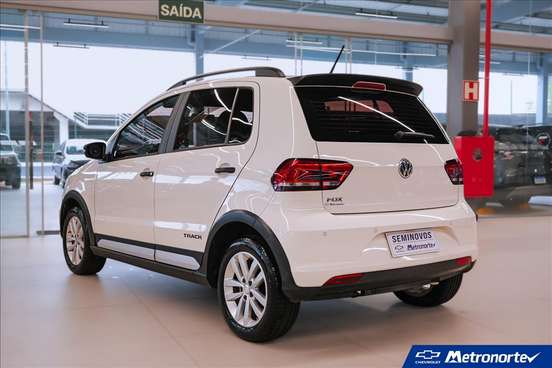 VOLKSWAGEN-FOX-1.0 MPI TRACK 12V FLEX 4P MANUAL VOLKSWAGEN-FOX-2017