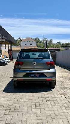 VOLKSWAGEN-FOX-1.0 MPI TRACK 12V FLEX 4P MANUAL VOLKSWAGEN-FOX-2017