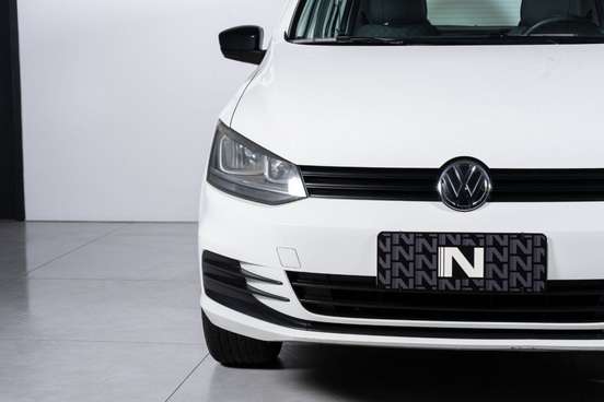 VOLKSWAGEN-FOX-2016
