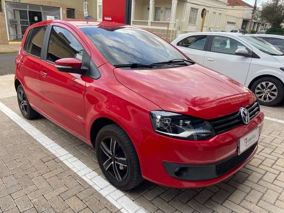 VOLKSWAGEN-FOX-2011