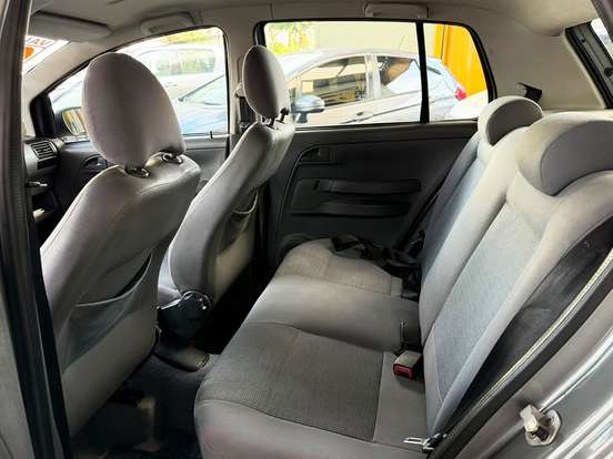 VOLKSWAGEN-FOX-1.6 MI PLUS 8V FLEX 4P MANUAL VOLKSWAGEN-FOX-2008