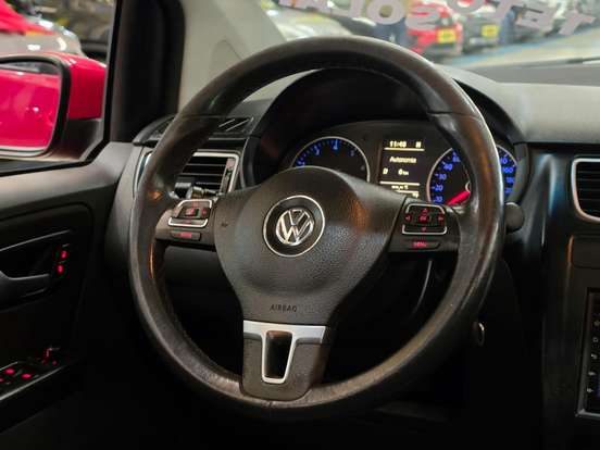 VOLKSWAGEN-FOX-2010
