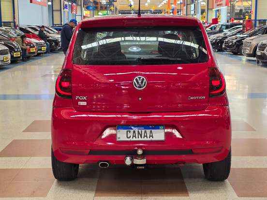 VOLKSWAGEN-FOX-2010