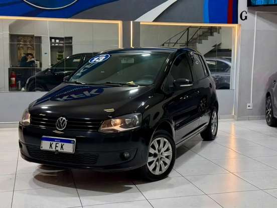 VOLKSWAGEN-FOX-2013