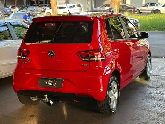VOLKSWAGEN-FOX-1.6 MI ROCK IN RIO 8V FLEX 4P MANUAL VOLKSWAGEN-FOX-2015