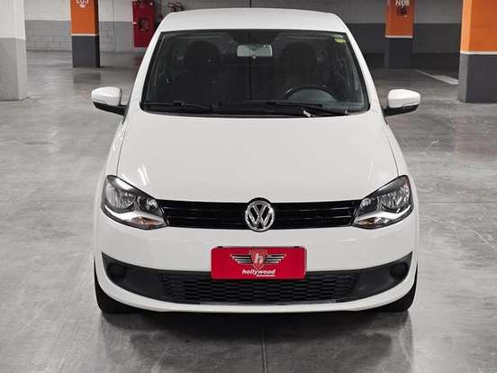 VOLKSWAGEN-FOX-1.6 MI SELEÇÃO 8V FLEX 4P AUTOMATIZADO VOLKSWAGEN-FOX-2014
