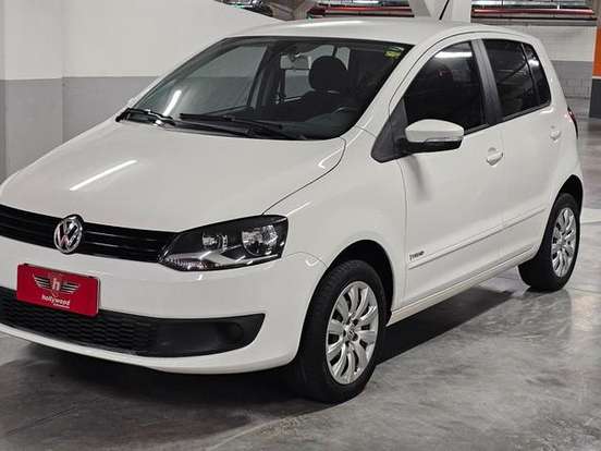 VOLKSWAGEN-FOX-1.6 MI SELEÇÃO 8V FLEX 4P AUTOMATIZADO VOLKSWAGEN-FOX-2014