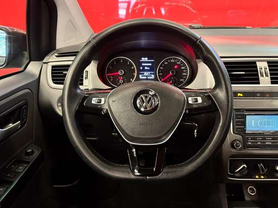 VOLKSWAGEN-FOX-1.6 MSI COMFORTLINE 8V FLEX 4P MANUAL VOLKSWAGEN-FOX-2015