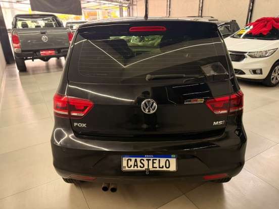 VOLKSWAGEN-FOX-1.6 MSI HIGHLINE 16V FLEX 4P MANUAL VOLKSWAGEN-FOX-2015