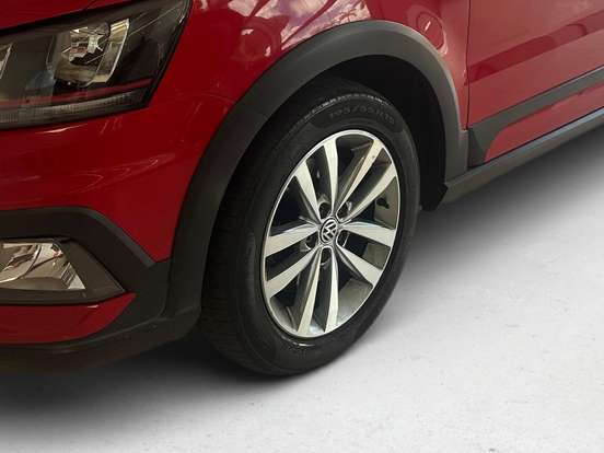 VOLKSWAGEN-FOX-1.6 MSI PEPPER 16V FLEX 4P AUTOMATIZADO VOLKSWAGEN-FOX-2016
