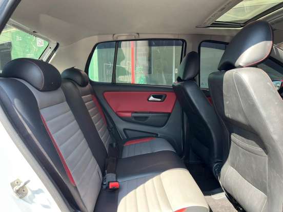 VOLKSWAGEN-FOX-1.6 MSI PEPPER 16V FLEX 4P AUTOMATIZADO VOLKSWAGEN-FOX-2017