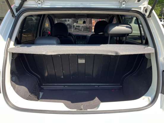 VOLKSWAGEN-FOX-2017