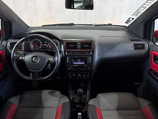 VOLKSWAGEN-FOX-1.6 MSI PEPPER 16V FLEX 4P MANUAL VOLKSWAGEN-FOX-2015