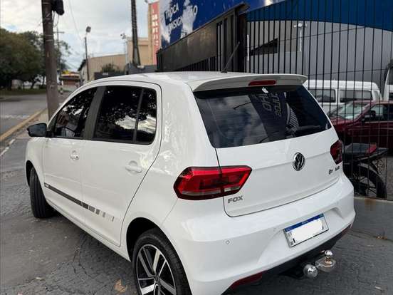 VOLKSWAGEN-FOX-1.6 MSI RUN 8V FLEX 4P MANUAL VOLKSWAGEN-FOX-2016