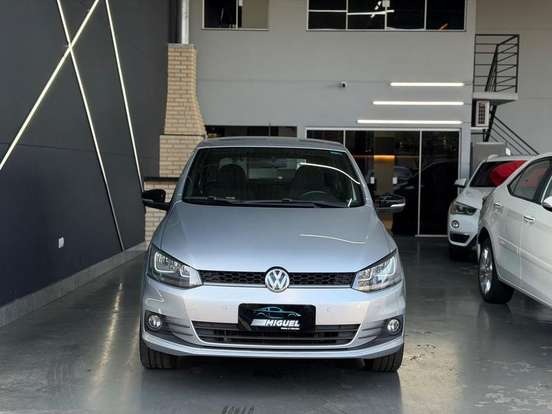 VOLKSWAGEN-FOX-2017