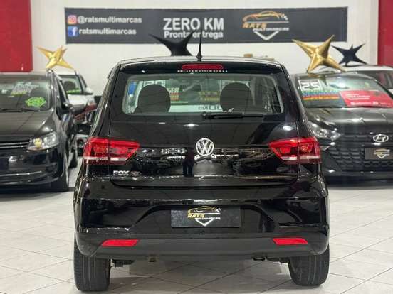 VOLKSWAGEN-FOX-2019