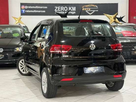 VOLKSWAGEN-FOX-2019