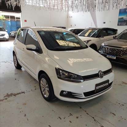 VOLKSWAGEN-FOX-1.6 MSI TOTAL FLEX CONNECT 4P MANUAL VOLKSWAGEN-FOX-2020