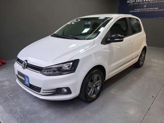 VOLKSWAGEN-FOX-2021