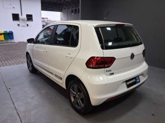 VOLKSWAGEN-FOX-1.6 MSI TOTAL FLEX CONNECT 4P MANUAL VOLKSWAGEN-FOX-2021