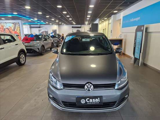 VOLKSWAGEN-FOX-2019
