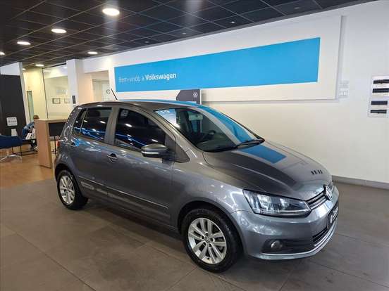 VOLKSWAGEN-FOX-2019