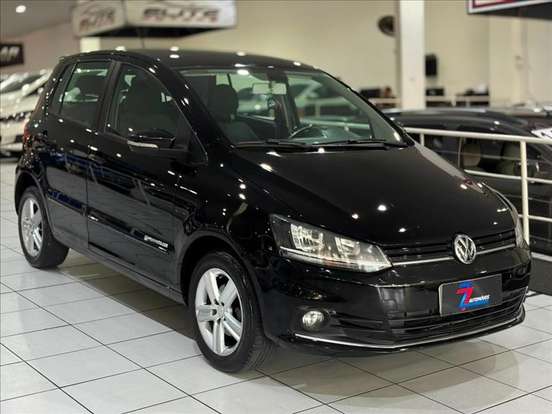 VOLKSWAGEN-FOX-2022