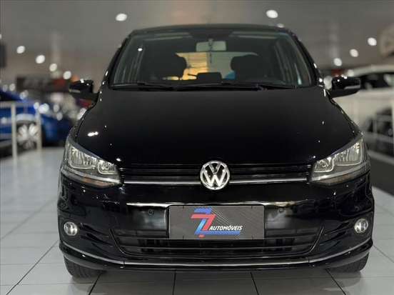 VOLKSWAGEN-FOX-2022