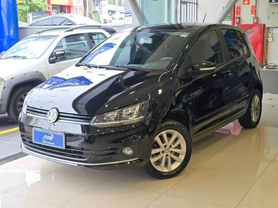 VOLKSWAGEN-FOX-2019