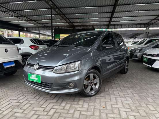 VOLKSWAGEN-FOX-2018