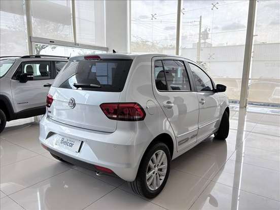 VOLKSWAGEN-FOX-2018