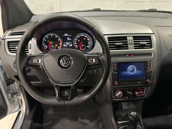 VOLKSWAGEN-FOX-1.6 MSI TOTAL FLEX XTREME 4P MANUAL VOLKSWAGEN-FOX-2019