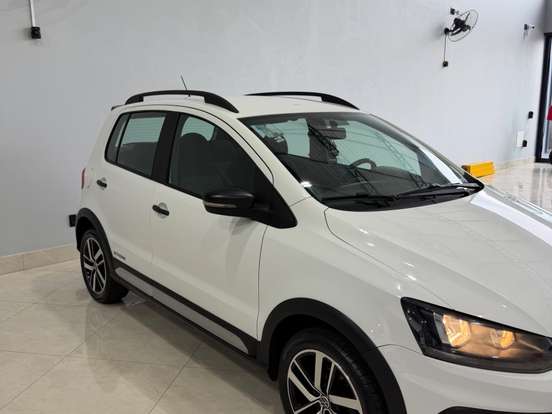 VOLKSWAGEN-FOX-1.6 MSI TOTAL FLEX XTREME 4P MANUAL VOLKSWAGEN-FOX-2018