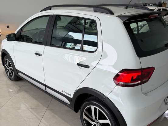 VOLKSWAGEN-FOX-1.6 MSI TOTAL FLEX XTREME 4P MANUAL VOLKSWAGEN-FOX-2018