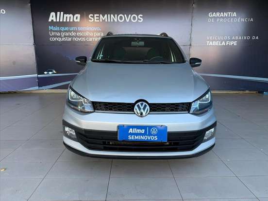 VOLKSWAGEN-FOX-2018