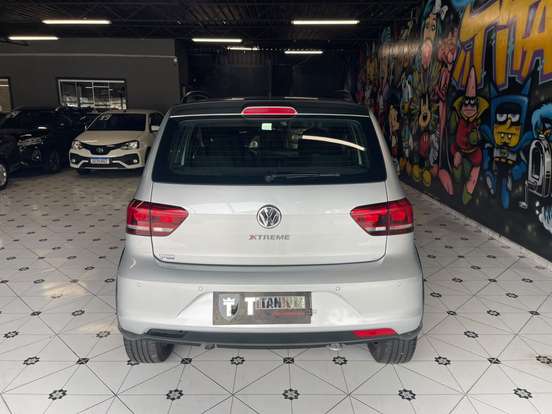 VOLKSWAGEN-FOX-1.6 MSI TOTAL FLEX XTREME 4P MANUAL VOLKSWAGEN-FOX-2017