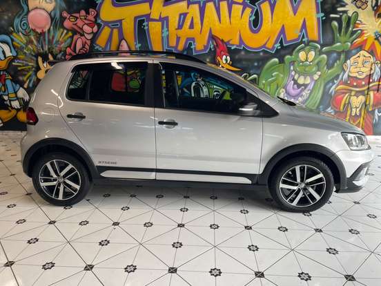 VOLKSWAGEN-FOX-1.6 MSI TOTAL FLEX XTREME 4P MANUAL VOLKSWAGEN-FOX-2017