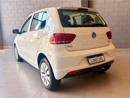 VOLKSWAGEN-FOX-1.6 MSI TRENDLINE 8V FLEX 4P MANUAL VOLKSWAGEN-FOX-2014