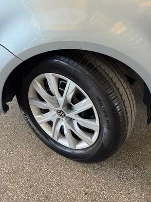 VOLKSWAGEN-FOX-1.6 MSI TRENDLINE 8V FLEX 4P MANUAL VOLKSWAGEN-FOX-2016
