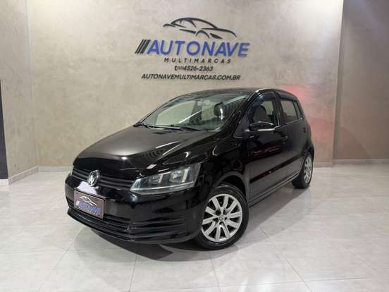 VOLKSWAGEN-FOX-2014