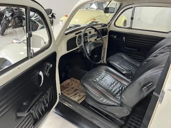 VOLKSWAGEN-FUSCA-1975