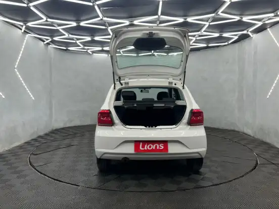 VOLKSWAGEN-GOL-2022