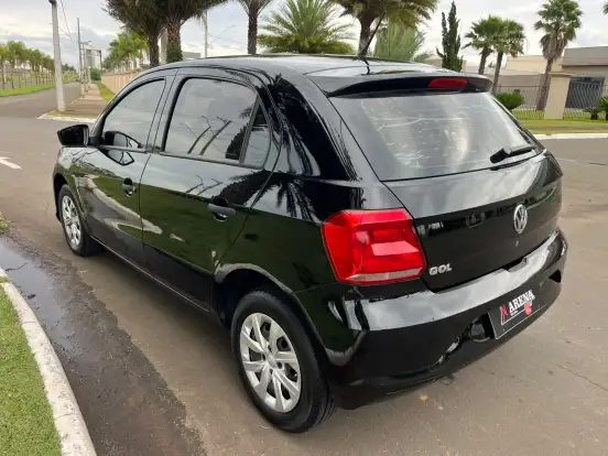 VOLKSWAGEN-GOL-2020