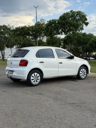 VOLKSWAGEN-GOL-2017