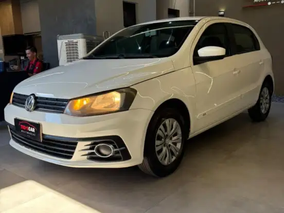 VOLKSWAGEN-GOL-1.0 12V MPI TOTALFLEX TRENDLINE 4P MANUAL VOLKSWAGEN-GOL-2017